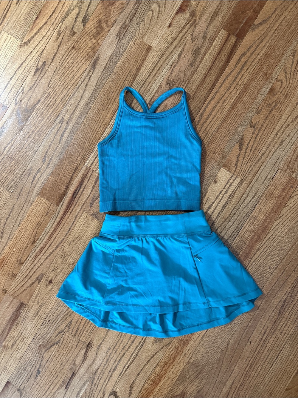 All in Motion- size XS: Turquoise Athletic Crop Tank and Skirt Set